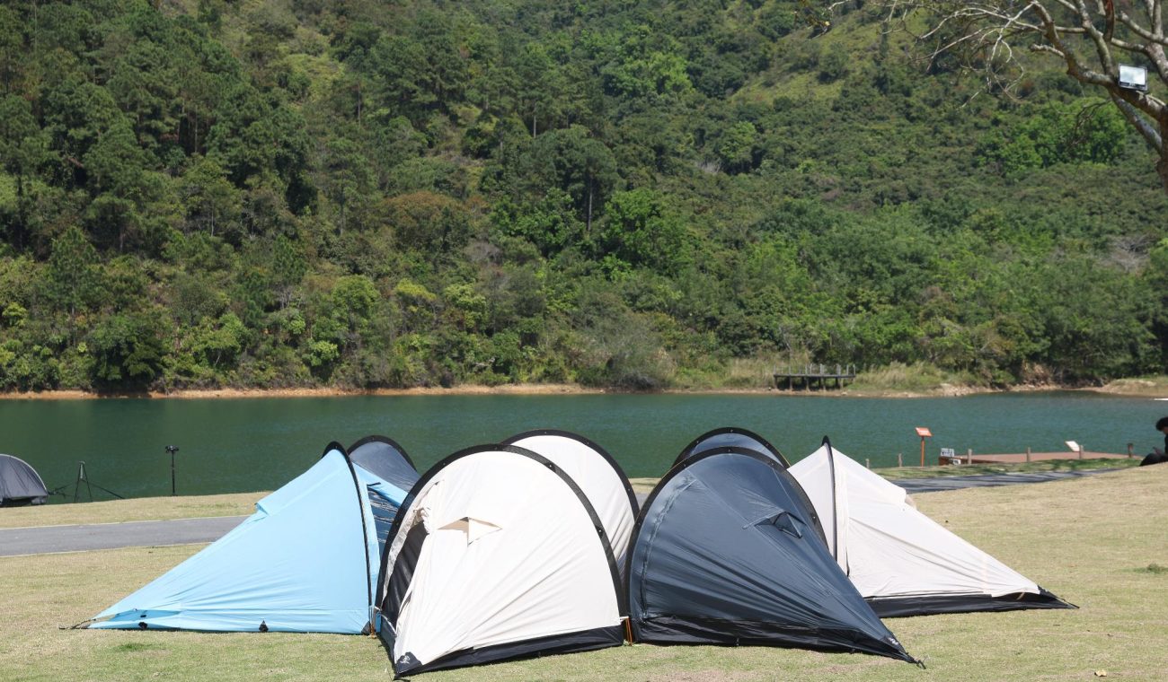 Lightweight Shelter Packing & Care: A Practical Problem-Driven Guide